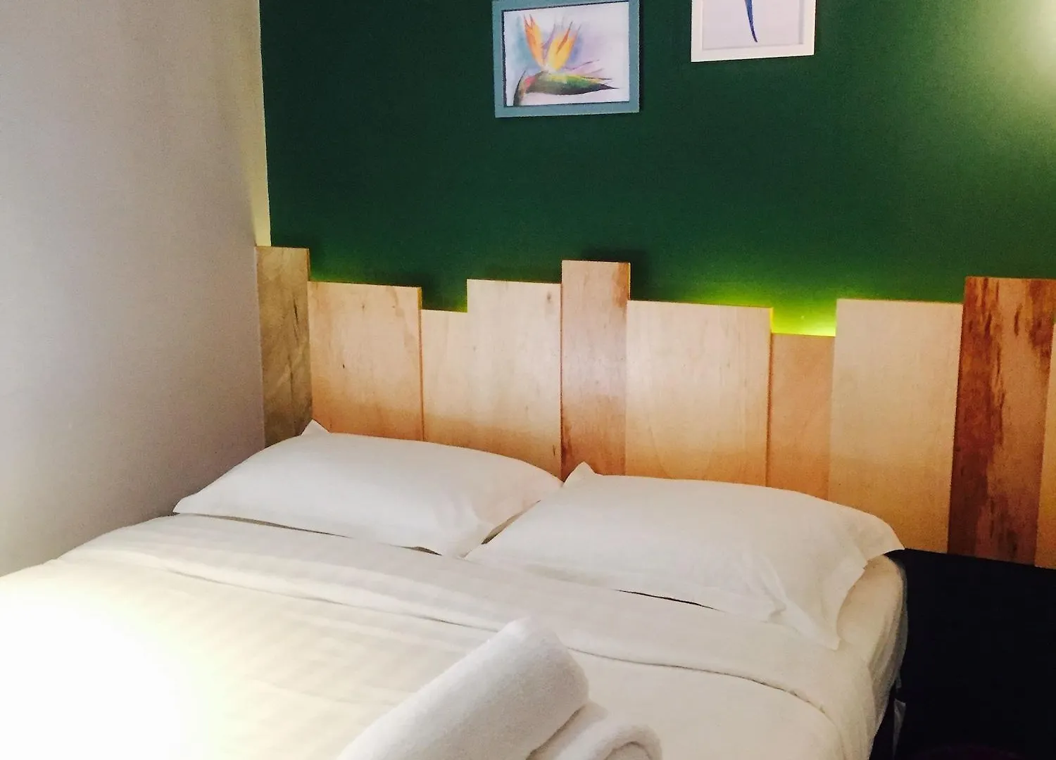 Hostel Finess Basic Hotel Malacca