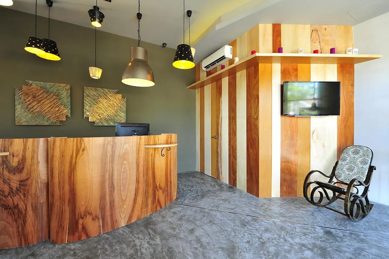 Finess Basic Hotel Malacca Hostel