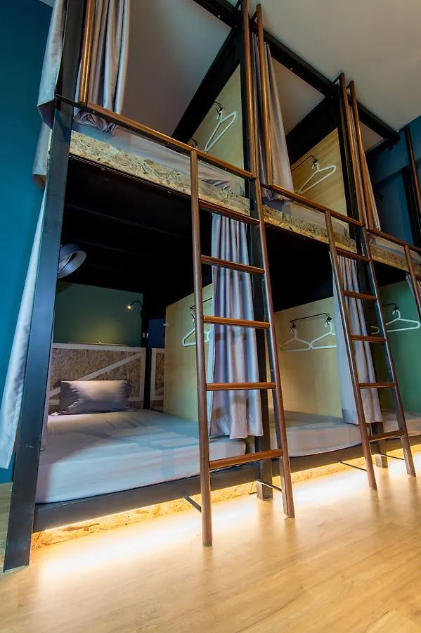 Hostel Finess Basic Hotel Malacca